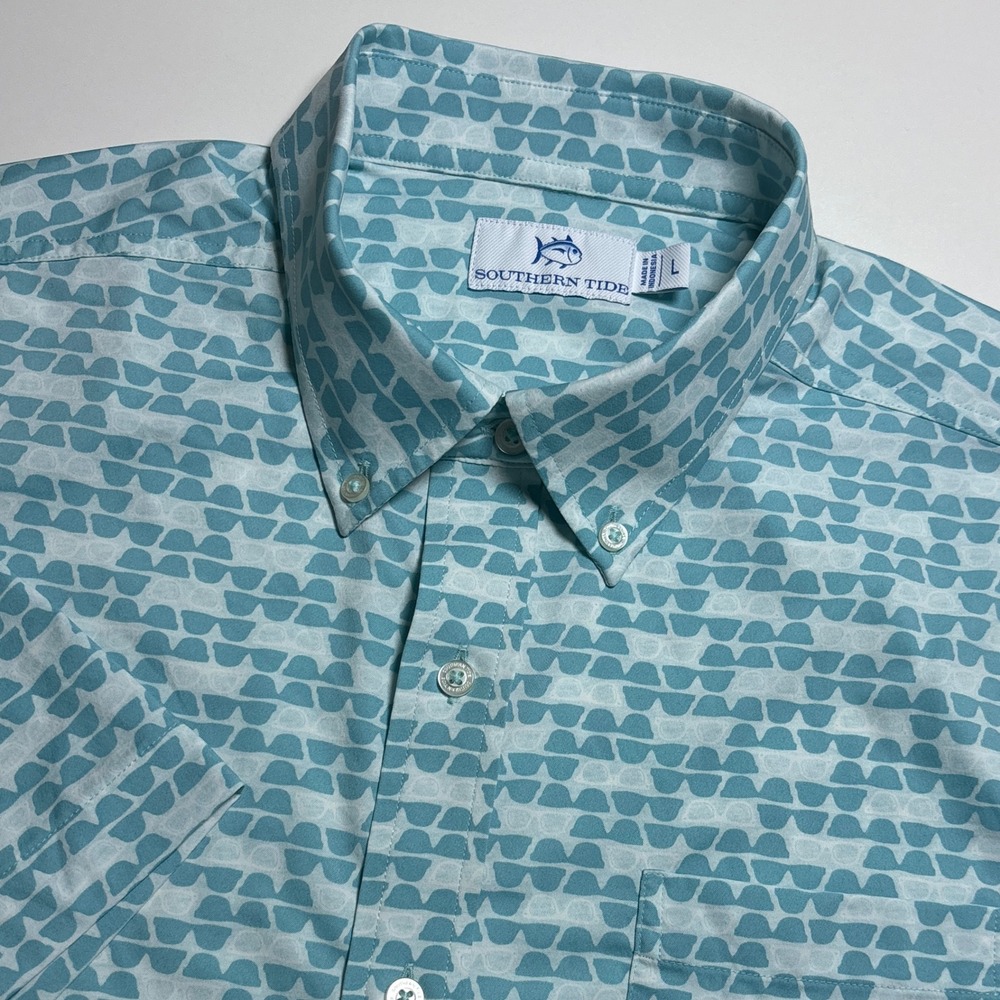 Southern Tide Blue Sunglasses Print Performance Shirt Mens Large Short Sleeve